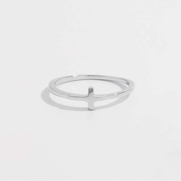 925 Sterling Silver Cross Ring - Picture 1 of 4